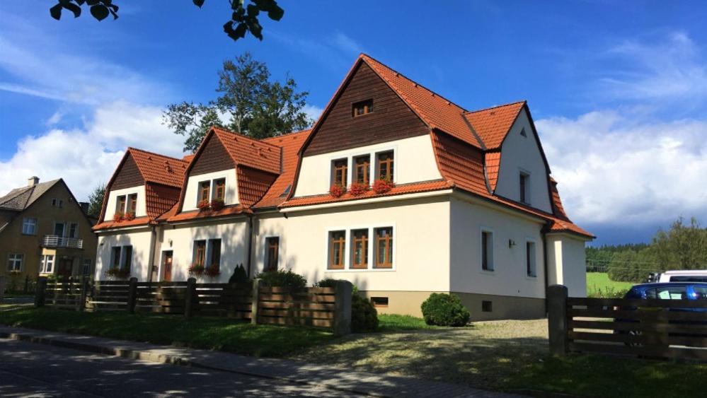 Apartmány Pod Křížovým vrchem Adršpach Esterno foto