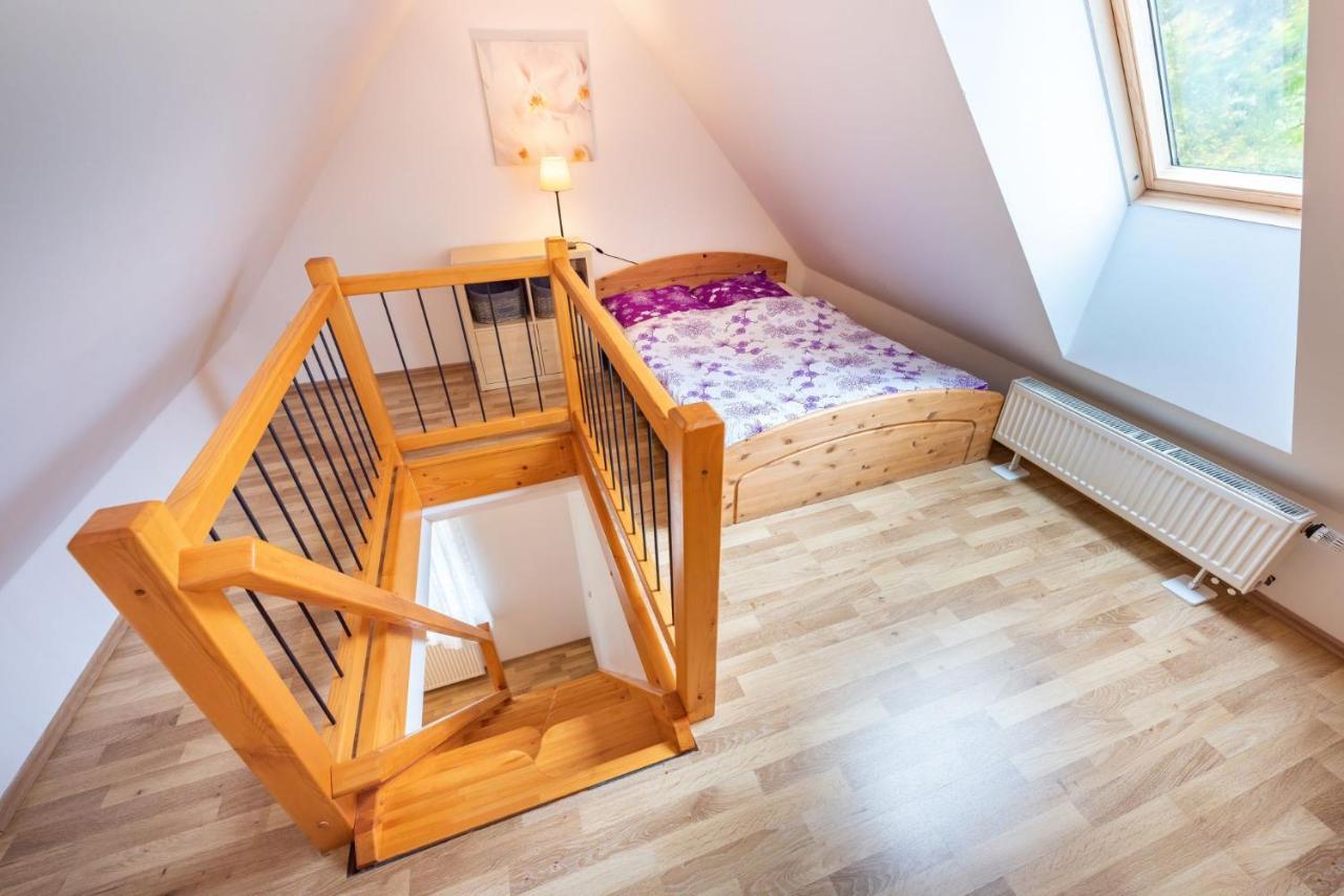 Apartmány Pod Křížovým vrchem Adršpach Esterno foto